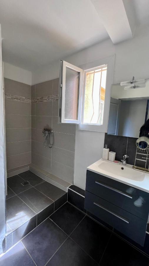 Joli T2 Proche Plage Et Parking Prive Bandol Ngoại thất bức ảnh